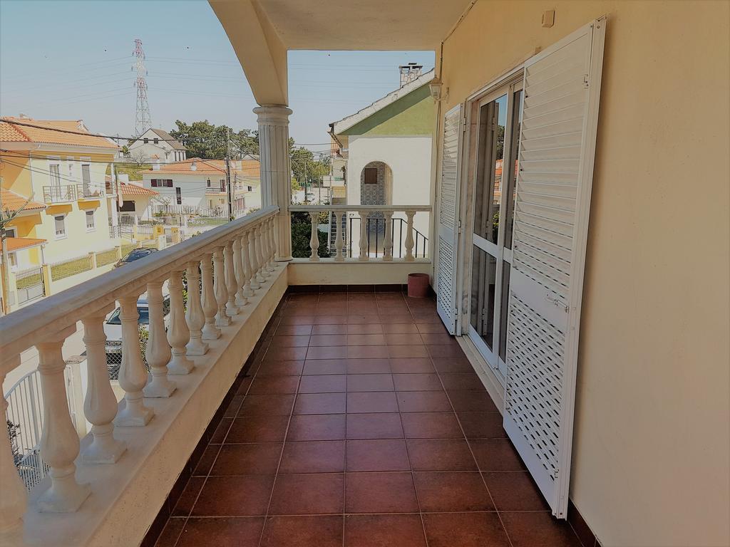 Caparica Quiet Rooms تشارنكه المظهر الخارجي الصورة